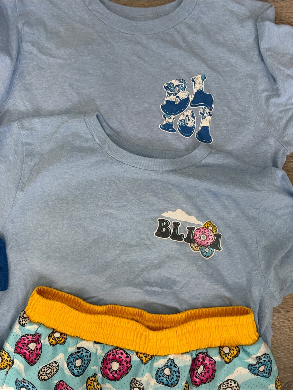 Baseball Lifestyle 101- Shirts and Shorts - Picture 4 of 8